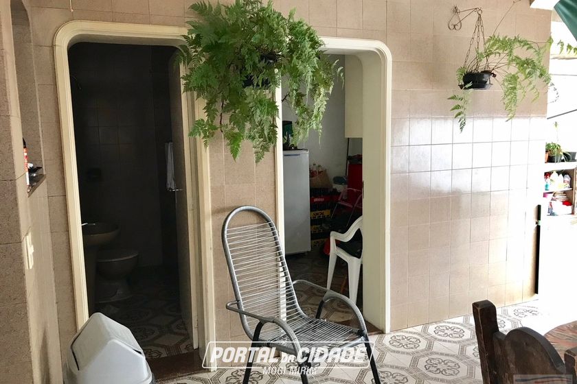 Casa &agrave; venda - 255m&sup2; - Centro