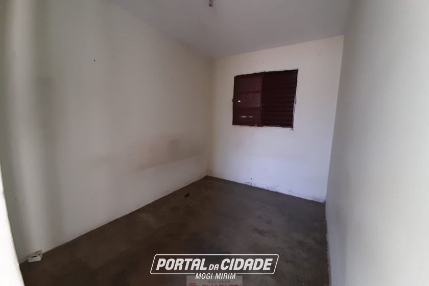 S&iacute;tio &agrave; venda - 10m&sup2; - Centro