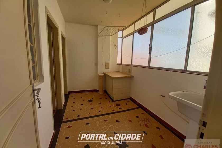 Apartamento para alugar - 110m&sup2; - Centro