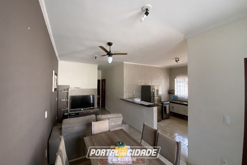 Casa &agrave; venda - 107m&sup2; - Centro