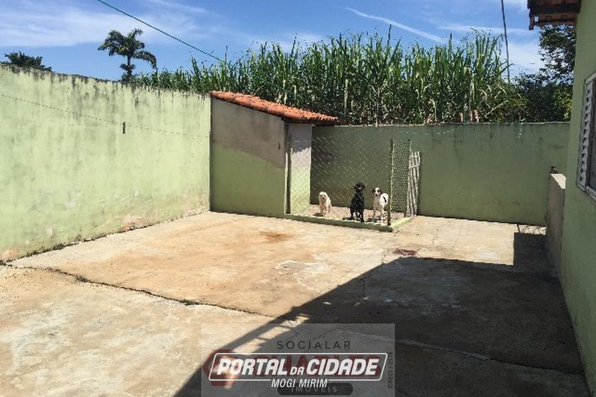 Casa &agrave; venda - 95m&sup2; - Centro