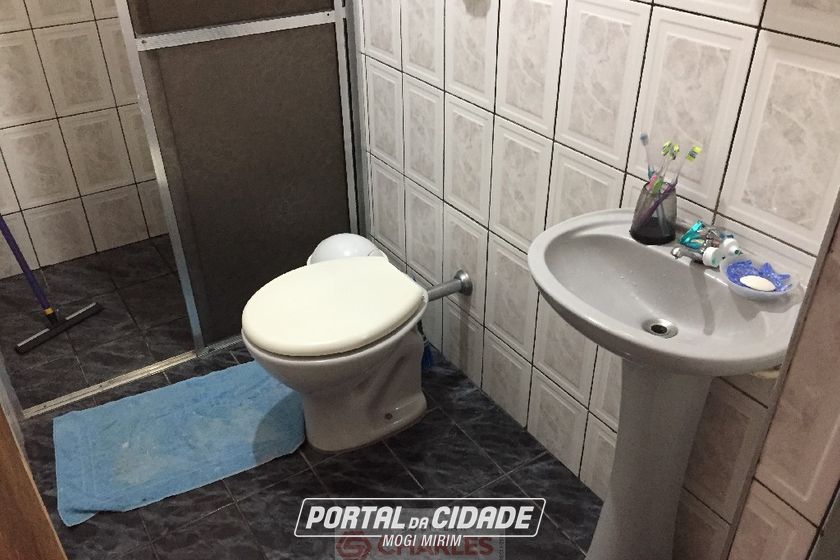 Casa &agrave; venda - 100m&sup2; - Centro