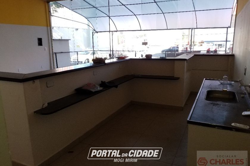 Sal&atilde;o Comercial para alugar - 85m&sup2; - Centro