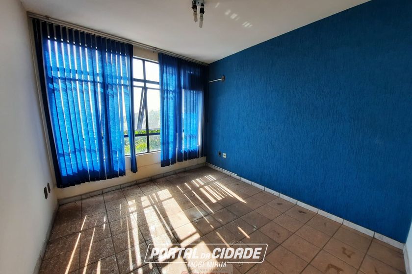 Sal&atilde;o Comercial para alugar - 160m&sup2; - Centro