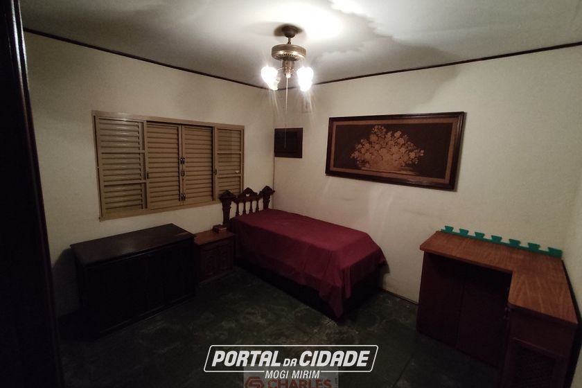 Casa &agrave; venda - 203m&sup2; - Centro