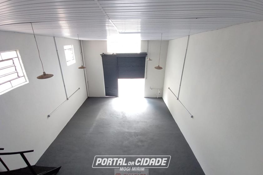 Sal&atilde;o Comercial para alugar - 190m&sup2; - Centro