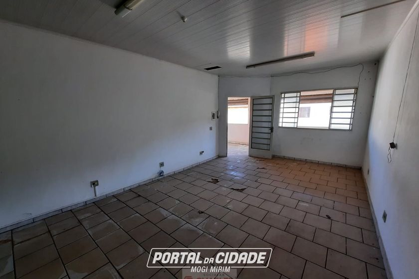 Sal&atilde;o Comercial para alugar - 26m&sup2; - Centro