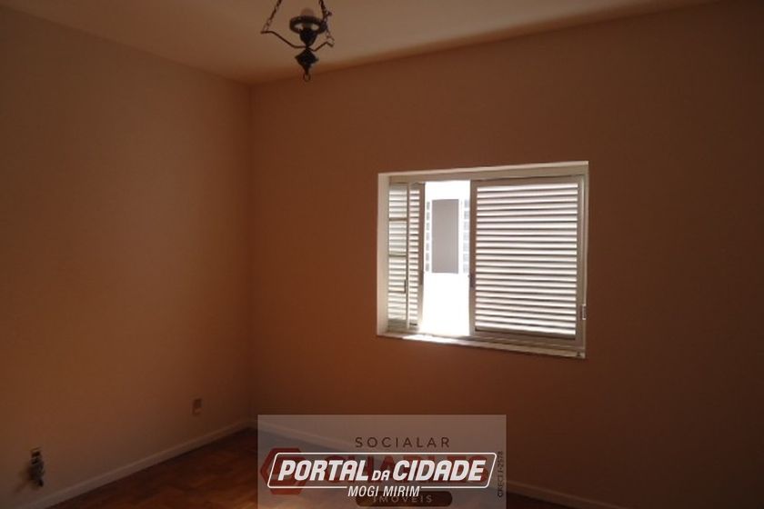 Casa &agrave; venda - 260m&sup2; - Centro