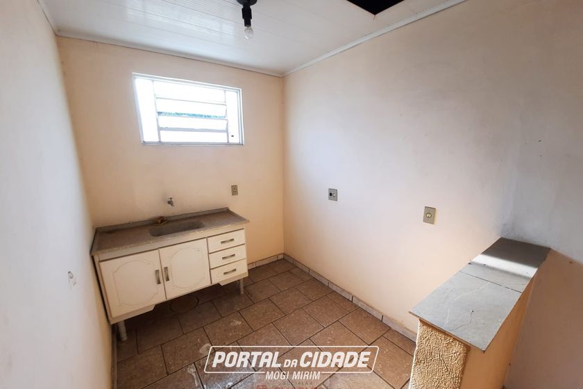 Sal&atilde;o Comercial para alugar - 28m&sup2; - Centro