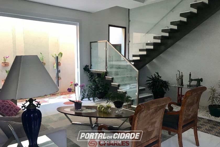 Casa para alugar - 541m&sup2; - Centro