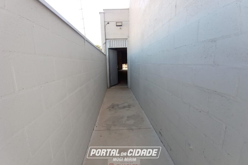 Sal&atilde;o Comercial para alugar - 274m&sup2; - Centro