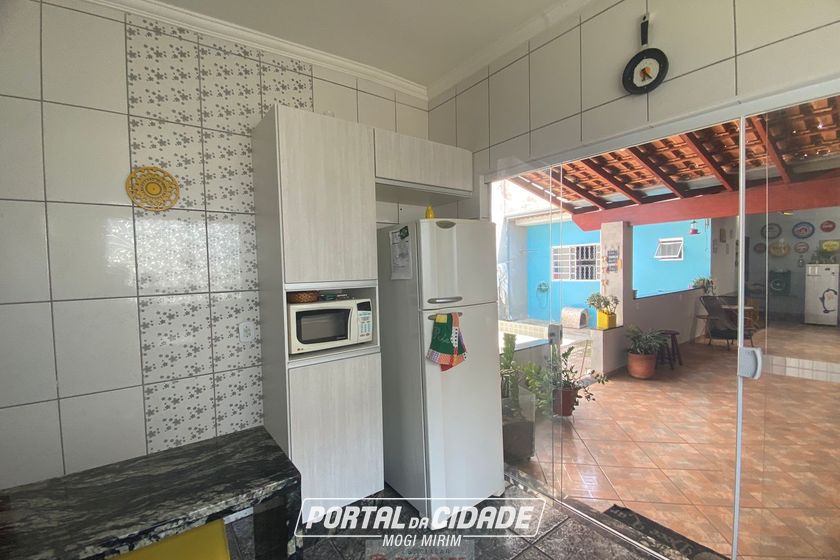 Casa &agrave; venda - 250m&sup2; - Centro