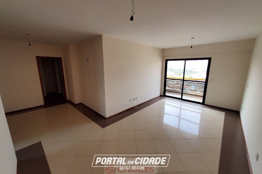 Apartamento &agrave; venda - 155m&sup2; - Centro