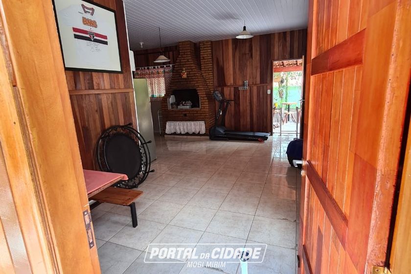 S&iacute;tio &agrave; venda - 270m&sup2; - Centro