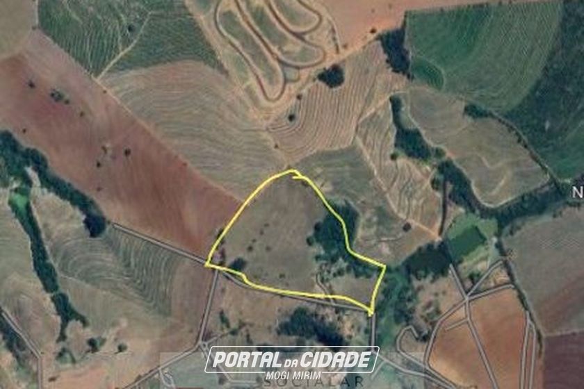 S&iacute;tio &agrave; venda - 10m&sup2; - Centro