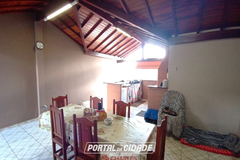 Casa &agrave; venda - 166m&sup2; - Centro