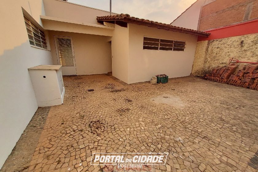 Casa para alugar - 444m&sup2; - Centro