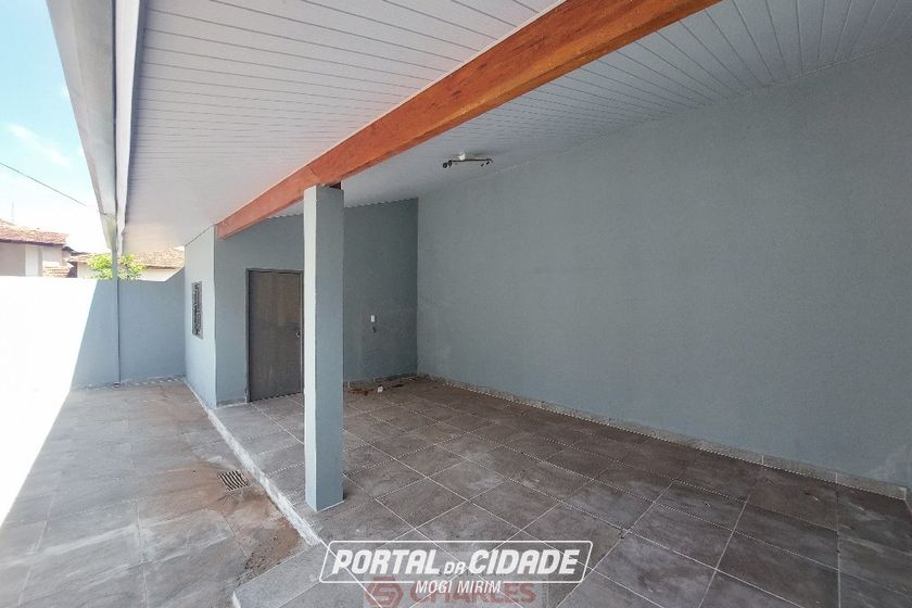 Casa &agrave; venda - 140m&sup2; - Centro