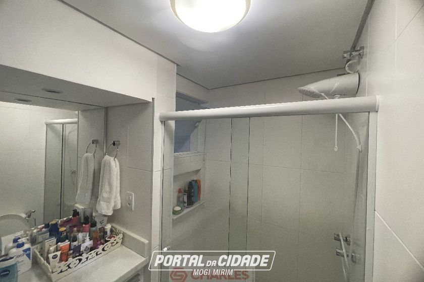 Apartamento &agrave; venda - 86m&sup2; - Centro