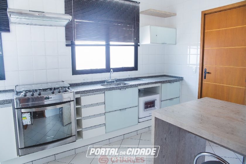 Apartamento &agrave; venda - 155m&sup2; - Centro
