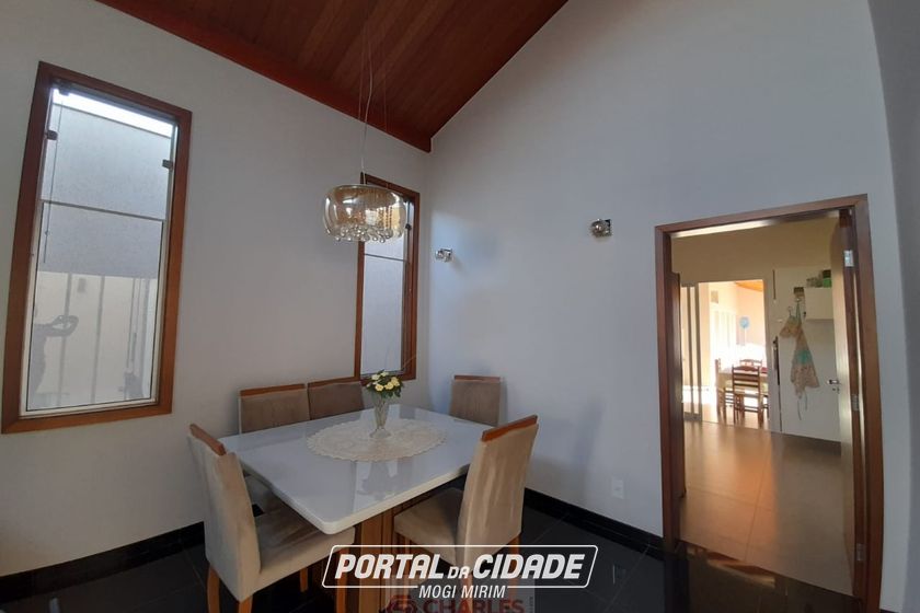 Casa &agrave; venda - 188m&sup2; - Centro