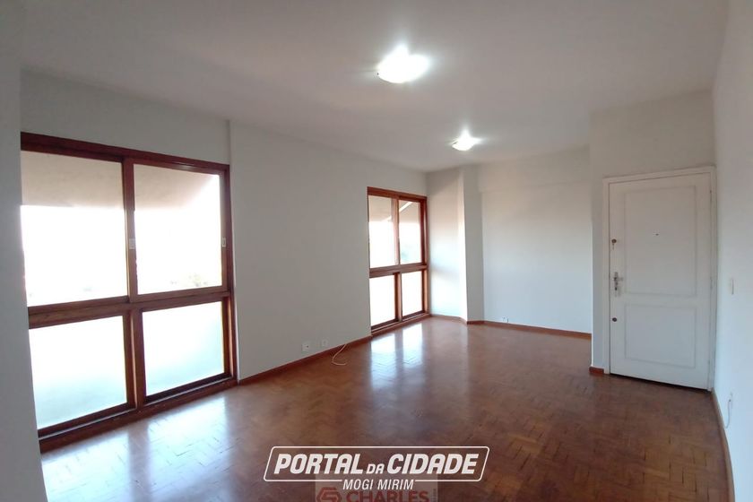 Apartamento para alugar - 131m&sup2; - Centro