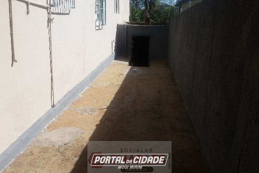 Casa &agrave; venda - 10m&sup2; - Centro