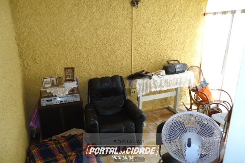 Casa &agrave; venda - 220m&sup2; - Centro