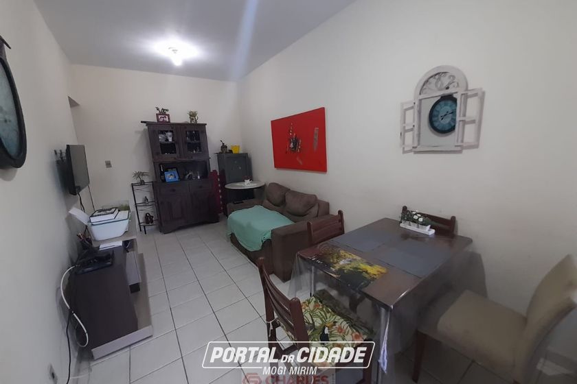 Casa &agrave; venda - 100m&sup2; - Centro