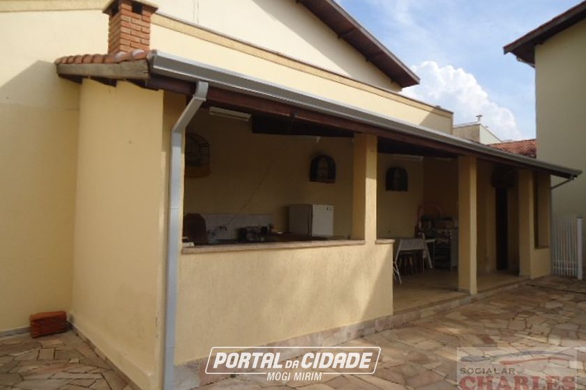 Casa &agrave; venda - 283m&sup2; - Centro