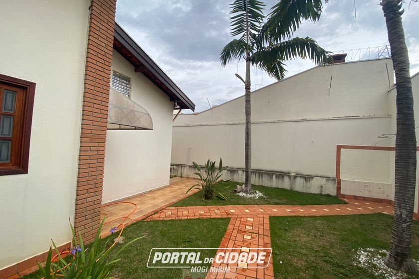 Casa &agrave; venda - 175m&sup2; - Centro