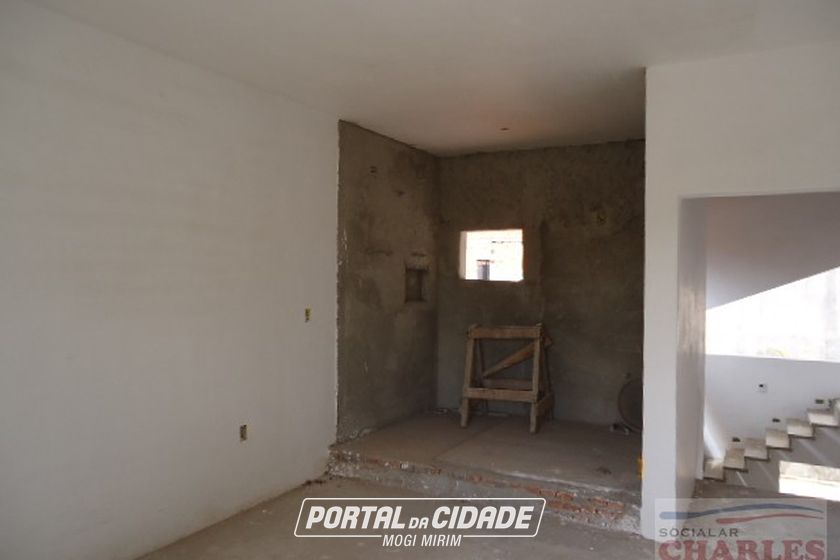 Casa &agrave; venda - 251m&sup2; - Centro