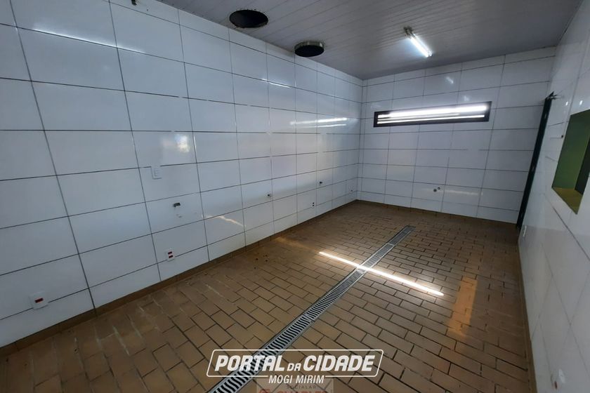 Sala Comercial para alugar - 180m&sup2; - Centro
