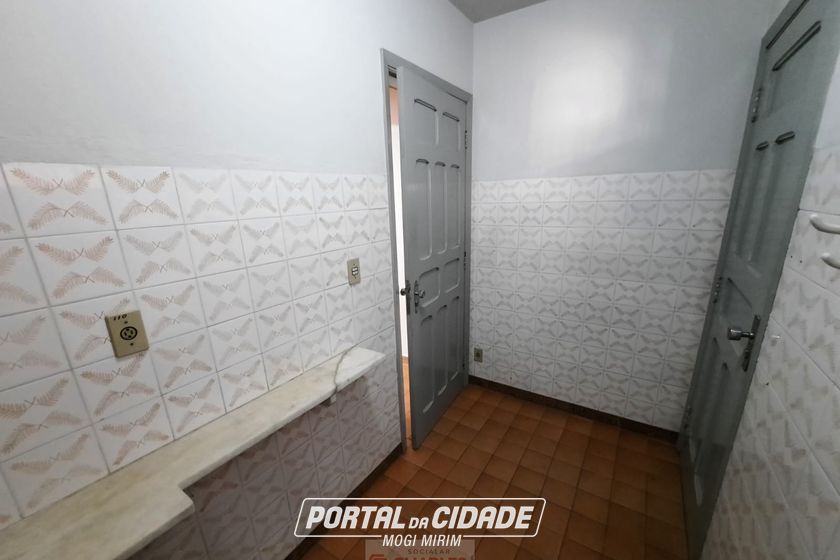 Sala Comercial para alugar - 228m&sup2; - Centro
