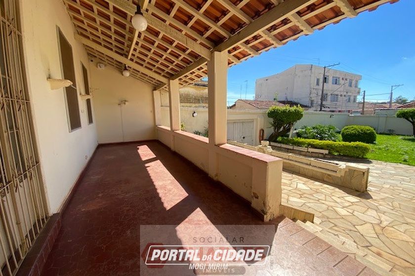 Casa para alugar - 336m&sup2; - Centro