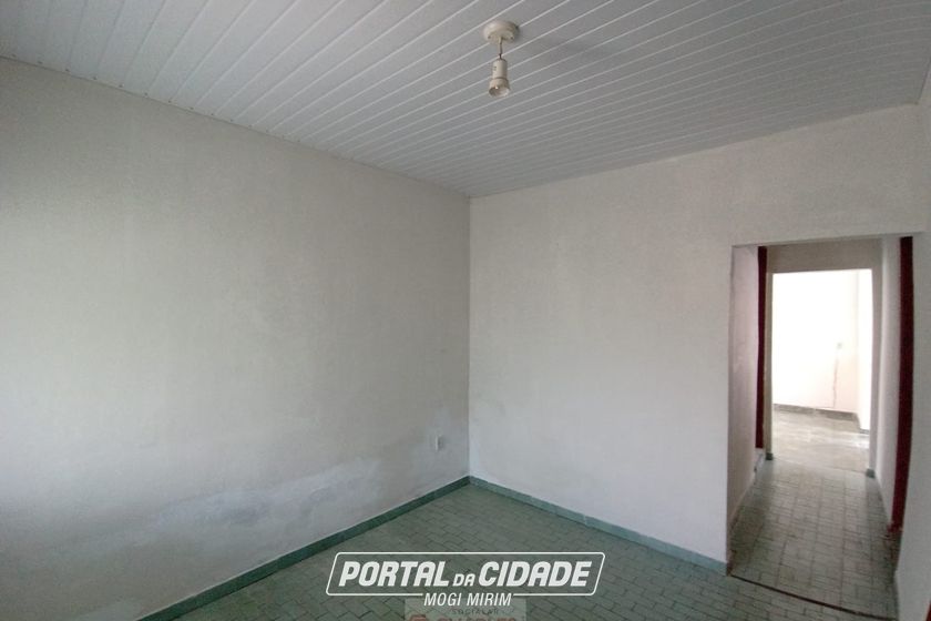 Casa para alugar - 80m&sup2; - Centro