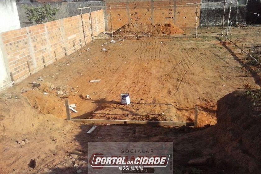 Terreno &agrave; venda - 10m&sup2; - Centro