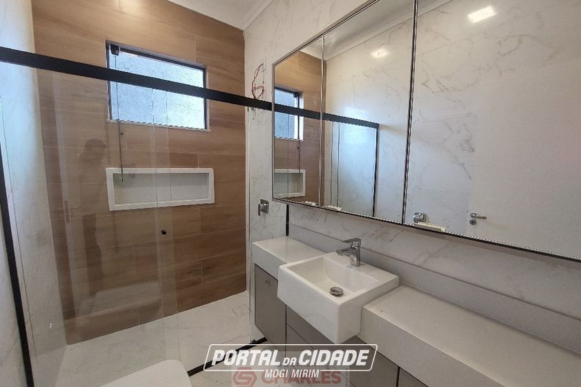 Casa &agrave; venda - 120m&sup2; - Centro