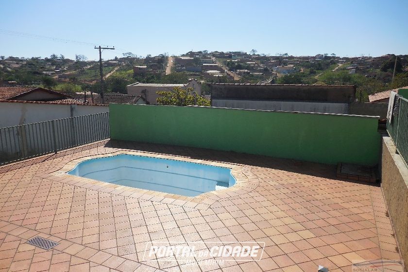 Casa &agrave; venda - 225m&sup2; - Centro