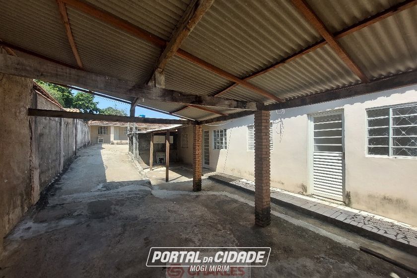 Casa &agrave; venda - 96m&sup2; - Centro