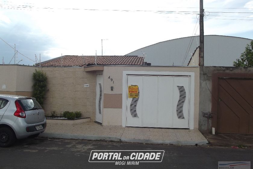 Casa &agrave; venda - 120m&sup2; - Centro