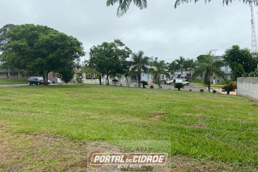 Terreno &agrave; venda - 10m&sup2; - Centro