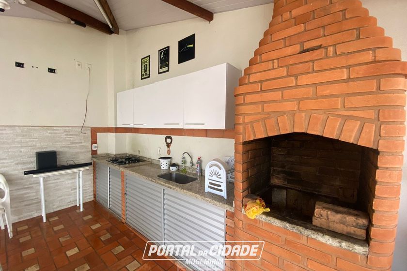Casa &agrave; venda - 175m&sup2; - Centro