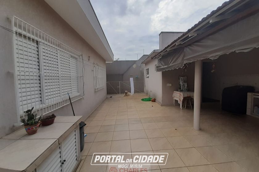 Casa &agrave; venda - 160m&sup2; - Centro
