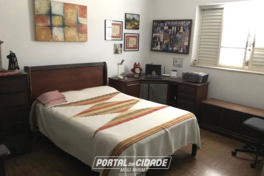 Casa &agrave; venda - 296m&sup2; - Centro