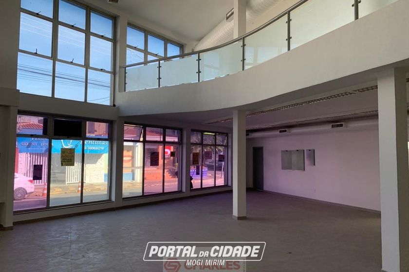Sala Comercial para alugar - 622m&sup2; - Centro