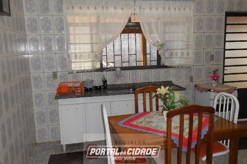S&iacute;tio &agrave; venda - 280m&sup2; - Centro