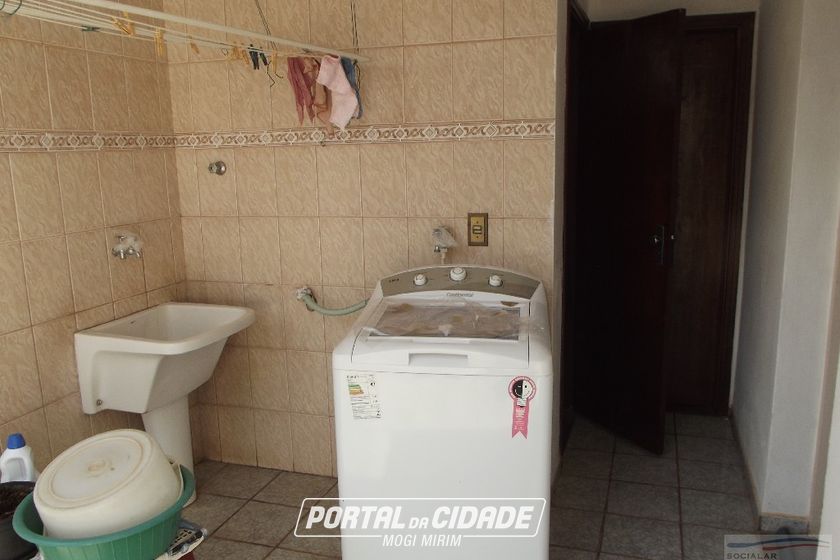 Casa &agrave; venda - 360m&sup2; - Centro