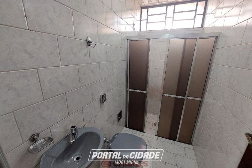 Casa para alugar - 268m&sup2; - Centro