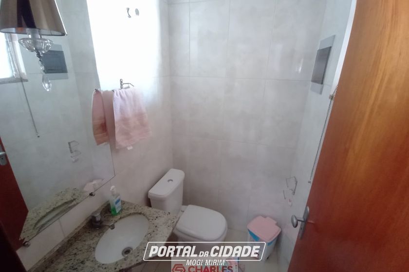 Casa &agrave; venda - 166m&sup2; - Centro
